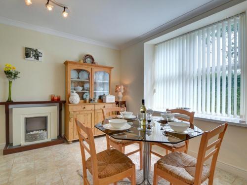 Beautiful Holiday Home In Rhydlewis With Garden