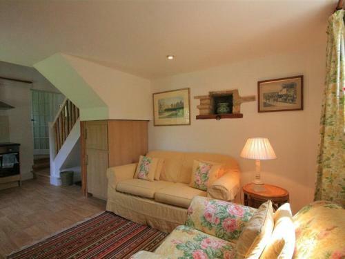 Mayfly Cottage, Cirencester