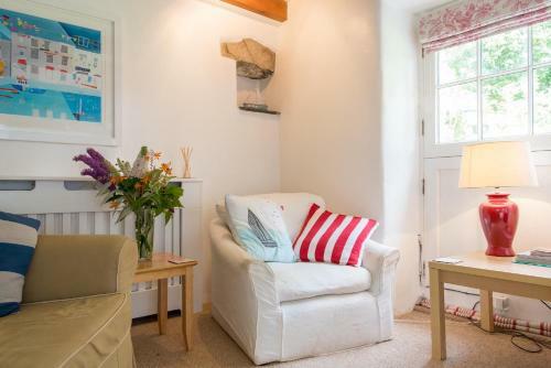James' Cottage