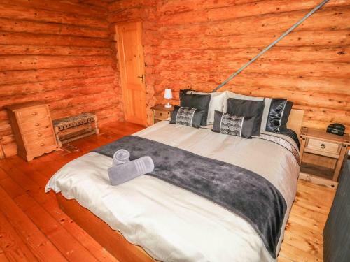 Woodpecker Lodge, Lincoln