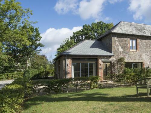 Grooms Cottage, Talaton House