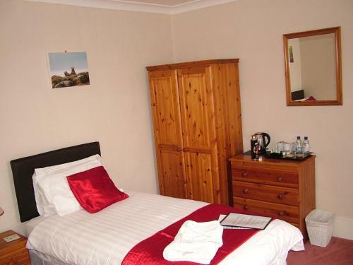 Pennyghael Hotel