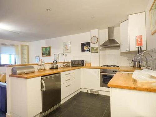 White Lodge Apartment