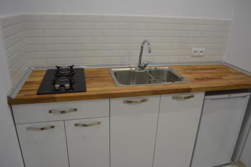 Modern Apartment In Villa Monte