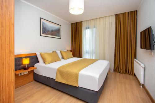 Orbi Palace Hotel Official