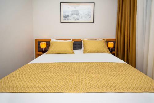 Orbi Palace Hotel Official