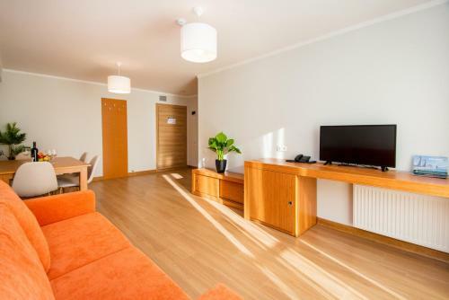 Orbi Palace Hotel Official