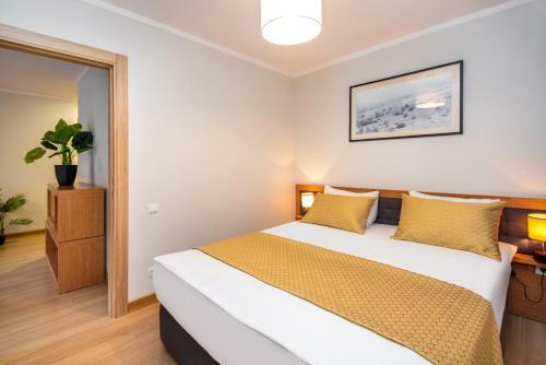 Orbi Palace Hotel Official