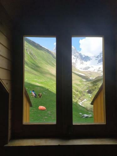 Hostal Fifth Season