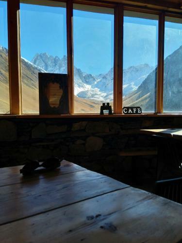 Hostal Fifth Season