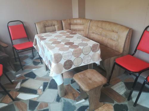 Hotel Levan & Megi