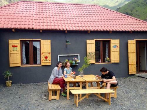 Hostal Sno House Kazbegi