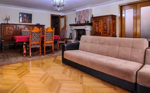 Hostal Retro House