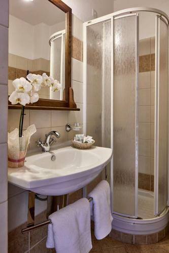 Hotel Dryades And Spa