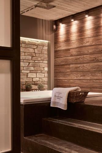 Hotel Dryades And Spa