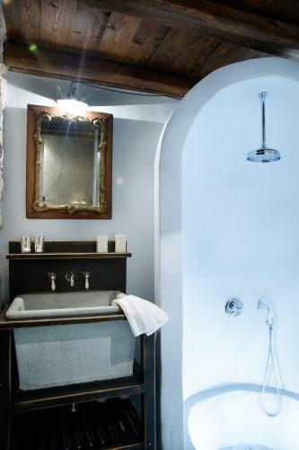 Hostal Teresa Country Lodge