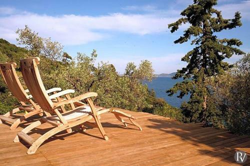 Isomata Villa Sleeps 8 Pool Air Con Wifi