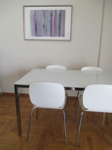 Best Location: Acropolis Apartment
