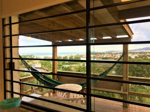 Lodge Chal�s & Bangal�s Ibiraquera