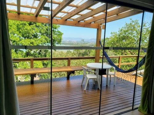 Lodge Chal�s & Bangal�s Ibiraquera