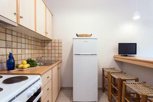 Kokoros Apartments