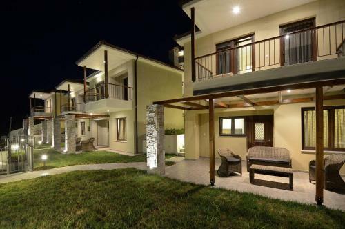 Seascape Villas Kinira
