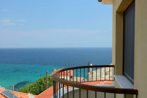 Seascape Villas Kinira