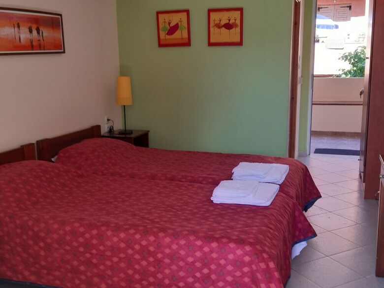 Hostal Vasilis Studios