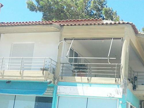 Artemis Apartments A4