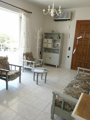 Artemis Apartments A4