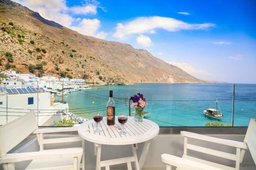 Molos Apartments