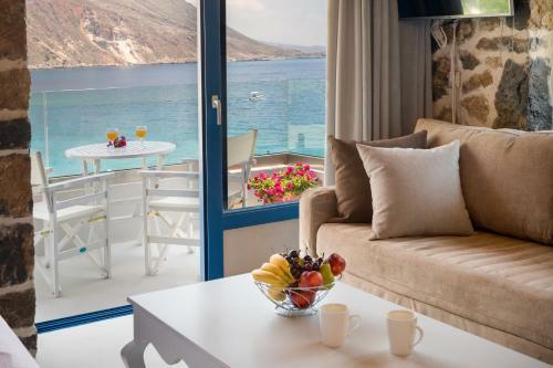 Molos Apartments