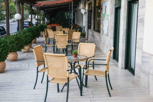 Hostal Anixis Hotel