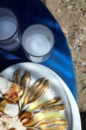 Hostal Evoikos Beach & Resort