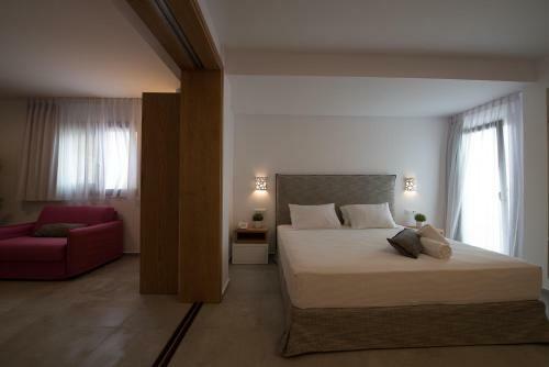 Natura Luxury Boutique Hotel Skopelos