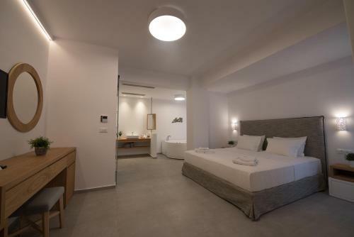Natura Luxury Boutique Hotel Skopelos