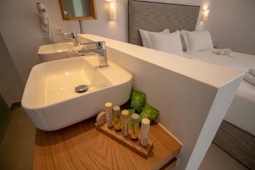 Natura Luxury Boutique Hotel Skopelos