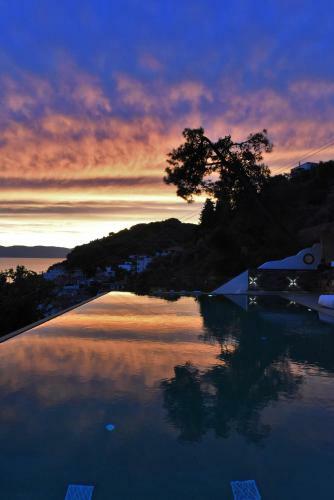 Natura Luxury Boutique Hotel Skopelos