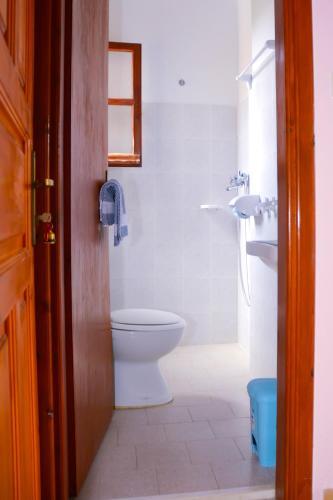 Hostal Eleni Zirganou Studios & Apartments