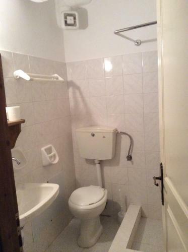Hostal Guesthouse Gonia