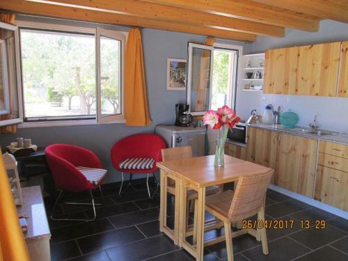 Spacious Holiday Home Near Beach In Messinia
