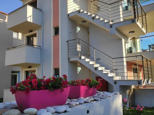 Amphipolis Deluxe Apartments