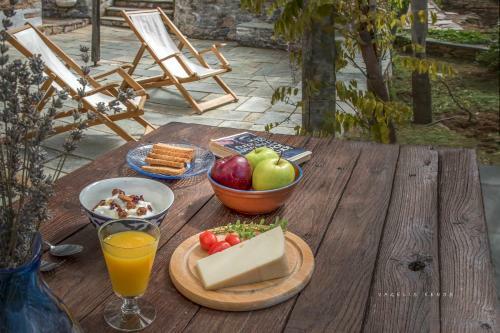 Villa Urania Traditional Stone House