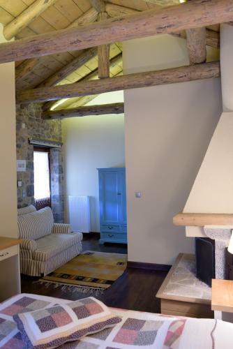 Hostal Argyriou Wine Tasting Guest House
