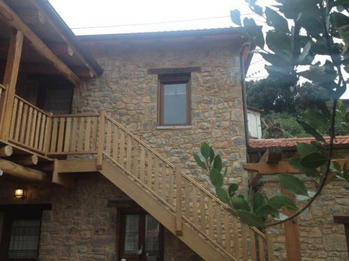 Hostal Argyriou Wine Tasting Guest House