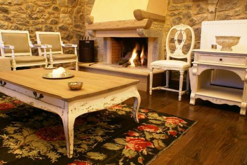 Hostal Argyriou Wine Tasting Guest House