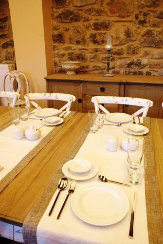 Hostal Argyriou Wine Tasting Guest House