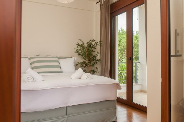 Olympus Villas