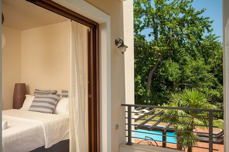 Olympus Villas