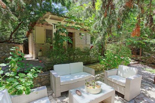 Villa Kitrini Luxury Cottage